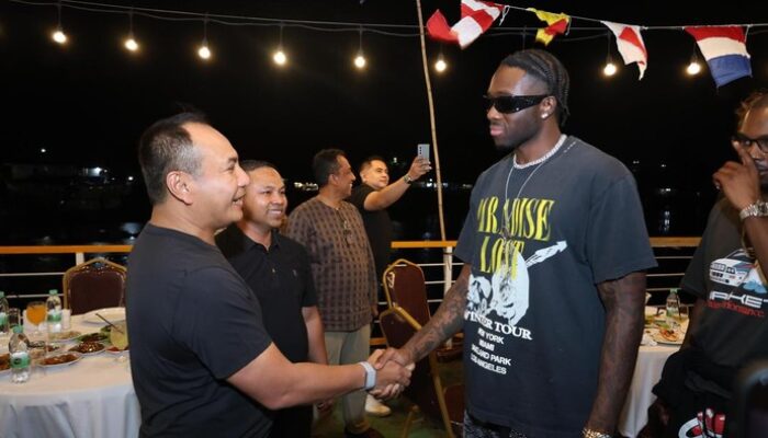 **Melly Mike Bersyukur kepada Kapolda Riau atas Pembersihan Sungai yang Berdampak Besar**