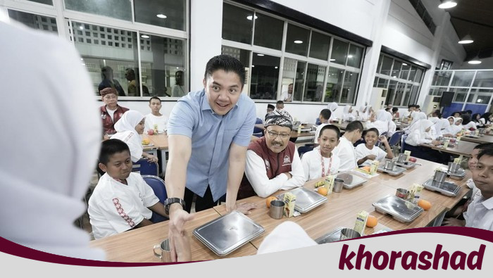 Mensos Sebut Seskab Teddy Didaulat Guru dan Kepsek Jadi Duta Sekolah Rakyat - Update 1
