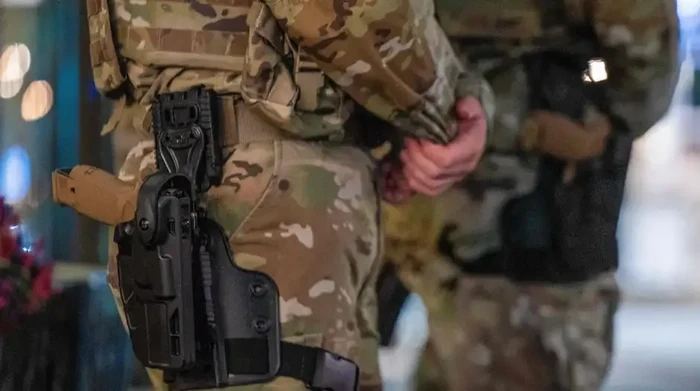 Trump Kirim Tentara Bersenjata ke Washington DC, Apakah Ini Pemberontakan?