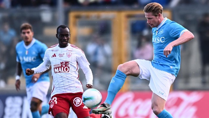 De Bruyne's Family Factor in Napoli Transfer Stir Controversy