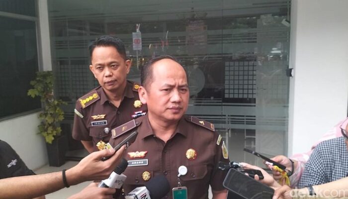 [Skandal Proyek Jalan: Eks Kajati Sumut Diperiksa Etik oleh Kejagung Terkait Kasus KPK]
