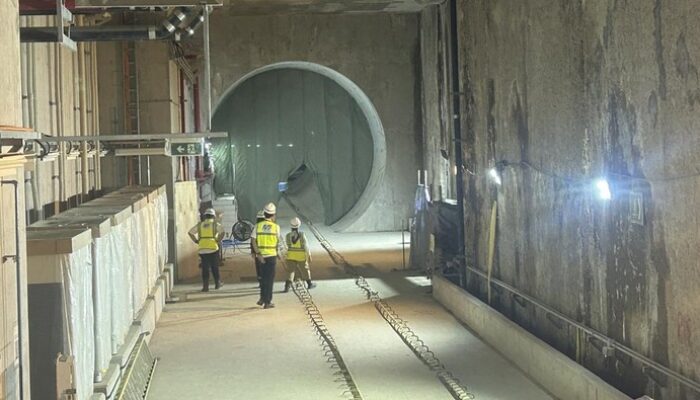 [Mengintip Progres MRT Monas: Target 2027, Kenapa Warga Khawatir? ]