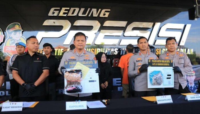 Guru SMPN Bekasi Picu Demo Alumni, 3 Kali Lecehkan Siswi!