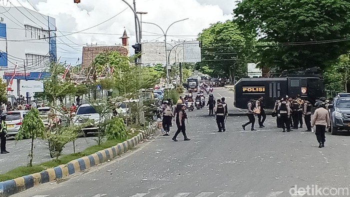 Sorong dalam Kebakaran! 10 Simpatisan Makar Ditangkap, Ketegangan Meningkat