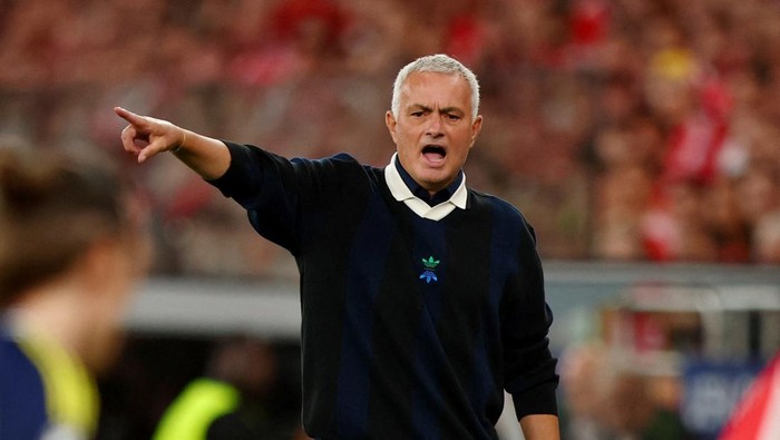 Mourinho Tinggalkan Fenerbahce - Update 2