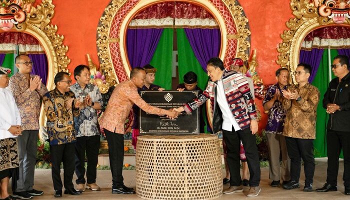 Dari Tradisi ke Modernitas: Kemenbud Resmikan Panglipuran sebagai Desa Pemajuan Kebudayaan!