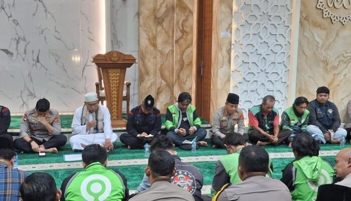 Doa Bersama untuk Affan, Polresta Bogor Bersatu dengan Ojol, Brimob dan Kodim 0606