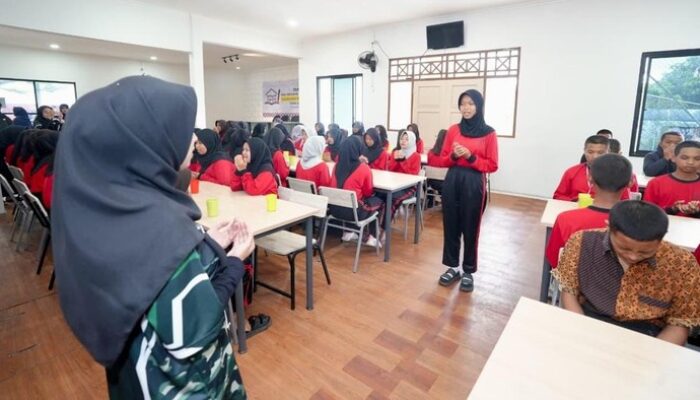 “Zahwa Temukan Harapan di Sekolah Rakyat, Cerita Sukses untuk Masa Depan”
