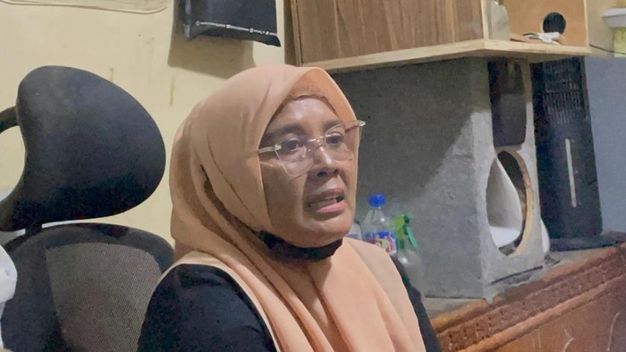 Harapan Keluarga Ojol Affan Kurniawan Usai Dikunjungi Prabowo - Alternatif 2