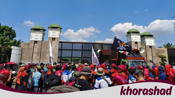Rakyat Terhimpit, Wakil Rakyat Arogan: Peneliti CSIS Ungkap Pemicu Demo