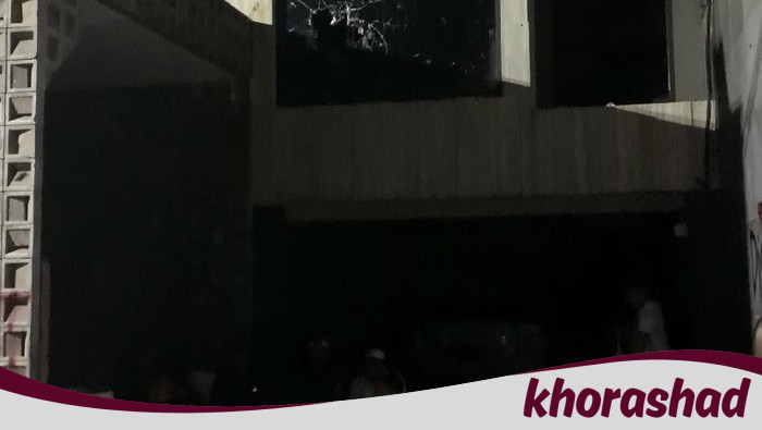 Massa Bubarkan Diri Usai Jarah Rumah Sahroni, Begini Kondisi Terkini - Update 1