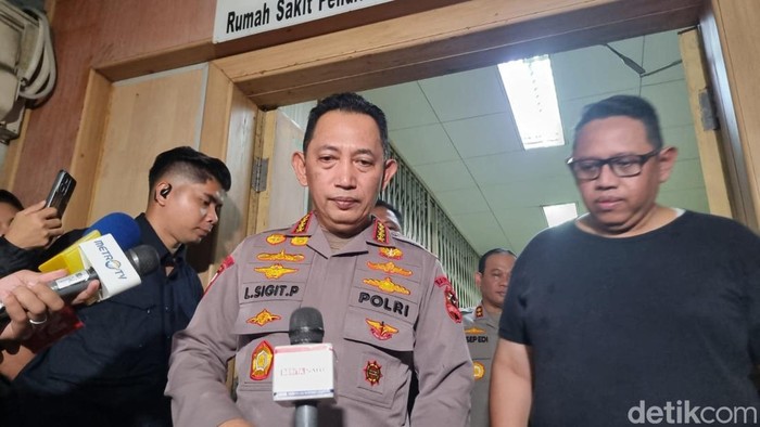 Arahan Kapolri: Tindak Tegas Perusuh, Namun Tetap Miliki Dasar Hukum