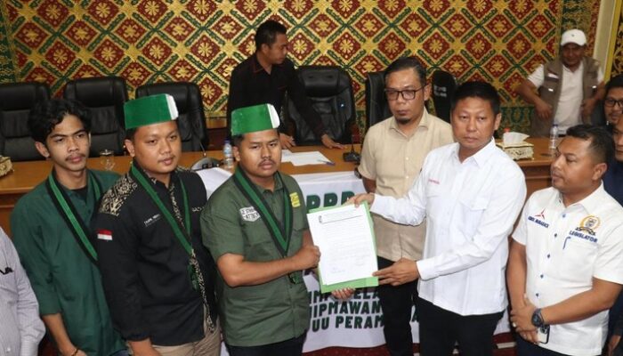“DPRD Pelalawan dan Polisi Bersatu Dukung Mahasiswa HMI”