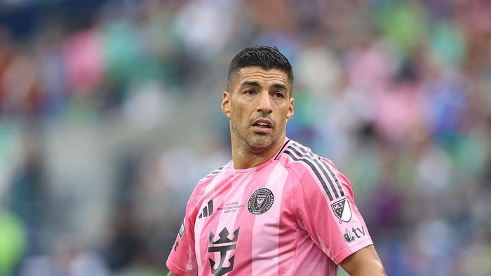 Luis Suarez Diskors 6 Laga Usai Ludahi Staf Pelatih Sounders - Update 1
