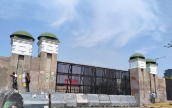 “DPR RI Bersihkan Jejak Protes di Dinding Gerbang, Simbol Perubahan?”