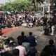 Demo dan Piknik 17+8 di DPR: Kekerasan atau Kreativitas?