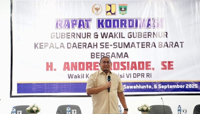 “Dana Perbaikan Jalan Rusak Payakumbuh-Sitangkai Dijamin Oleh Andre Rosiade, Benarkah?”