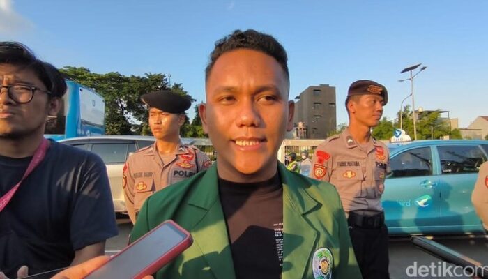 “BEM SI Tolak Kebijakan DPR, Tunjangan Anggota Masih Jadi Polemik”
