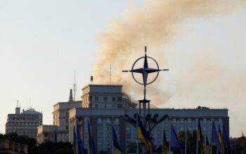 “Rusia Serang Ukraina dengan 805 Drone, Gedung Pemerintah Terbakar”
