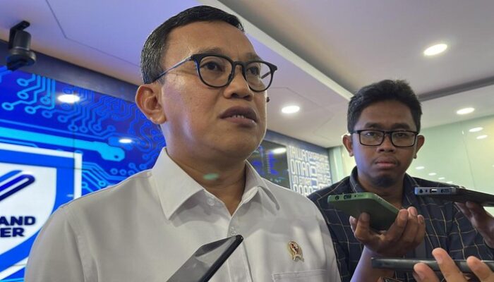 “Klaim Menteri Karding Soal Domino bersama Raja Juli-Azis, Sebenarnya…”