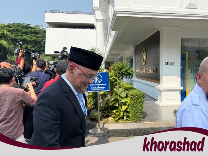 Reshuffle Kabinet Menyebabkan Tokoh-tokoh Ini Memakai Dasi Biru ke Istana