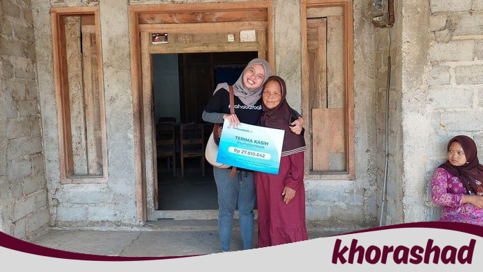 Sahabat Baik Transformasi Mbah Landep: Dari Rumah Lama ke TV Baru