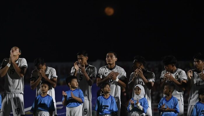 [Kata-kata Singkat Erick Thohir untuk Timnas Indonesia U-23: “Anda Harus Bermain untuk Negara”]