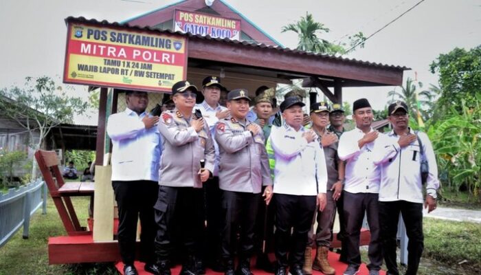 Polda Riau Perkenalkan Green Satkamling, Masyarakat Berperan dalam Keamanan dan Penghijauan