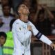 Scandal Ronaldo: Dari Kesal Sampai Dorong Fans Swafoto, Apa yang Sebenarnya Terjadi?