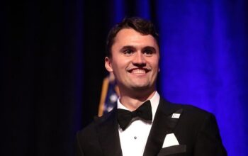 “Charlie Kirk Tewas, Trump: Bendera Setengah Tiang Menandai Hari yang Mengejutkan”