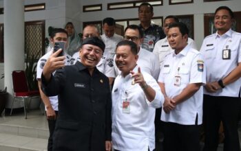 “Gubernur Jabar Terpuji Kemendagri, 11 Arahan Tito Diselesaikan Cepat!”