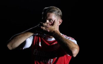 “Kenali Monster Gyokeres Lewat Ben White, Kisah Turun-Temurun di Dunia Bola”