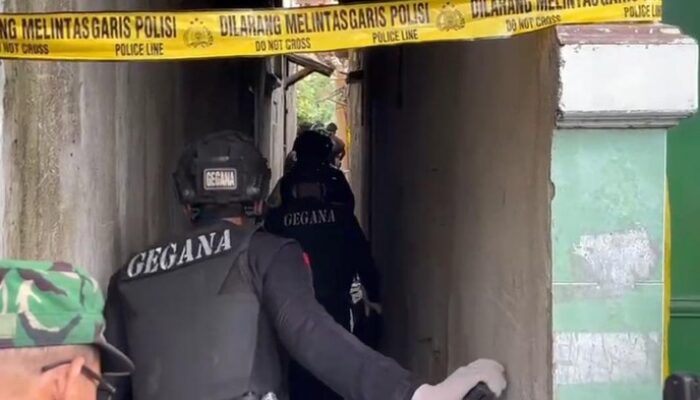 Ledakan Mengerikan di Pamulang: Tim Gegana Beraksi