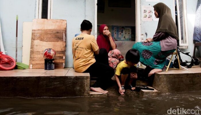 4 RT di Jaksel Terendam Banjir Malam Ini, Tinggi Air Capai 90 Cm – Update 2