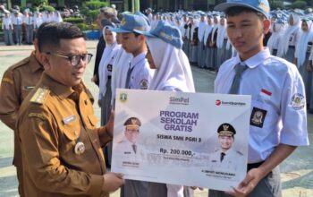 Andra Soni Pastikan Tak Ada Pungutan Program Sekolah Swasta Gratis di Banten – Alternatif 1