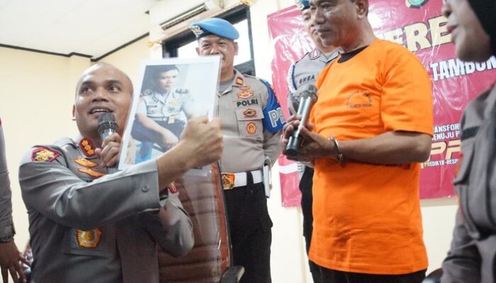 Polisi Gadungan Bekasi: Beli Seragam dan KTA, Modus Penipu Masa Kini di Pasar Pramuka Jaktim