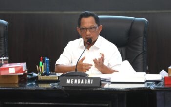 Tito Jengkel, Anggaran Daerah Dikorupsi: Wajah Keuangan Indonesia yang Mengkhawatirkan #Mendagri #KorupsiDaerah #ReformasiAnggaran