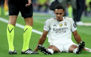 Cedera Menyebabkan Debut Trent Alexander-Arnold di Liga Champions Berakhir Tragis