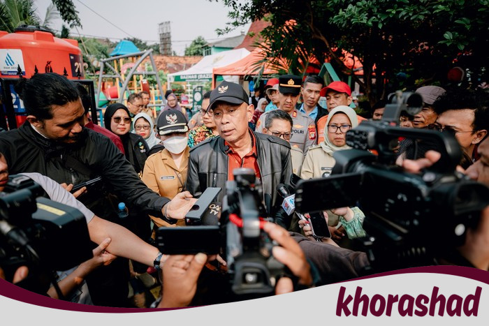 Wamensos Agus Jabo Serahkan Bantuan ke Korban Kebakaran di Pasar Senen, Solidaritas Masyarakat dalam Krisis