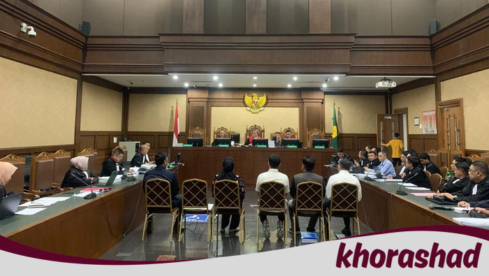 Jaksa Cecar Saksi Kasus Suap Vonis Lepas Migor: Anda Pernah Buang HP? - Alternatif 2