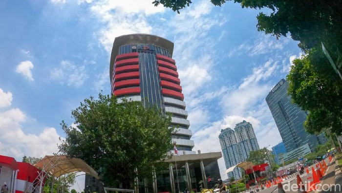 KPK Panggil Dirut Taspen, Terungkap Investasi Fiktif Miliaran Rupiah!