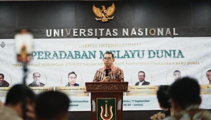 Peradaban Melayu Terancam? Fadli Zon Berikan Solusi Lewat Konferensi UNAS!