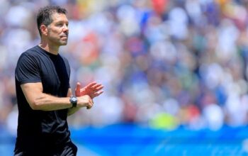 **Simeone: Liverpool Lesakkan Musim Hebat, Atletico Siap Berjuang di Anfield**