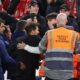 “Diego Simeone Diusir Wasit Usai Cekcok dengan Fans Liverpool: Tragedi atau Kebijakan yang Tepat?”