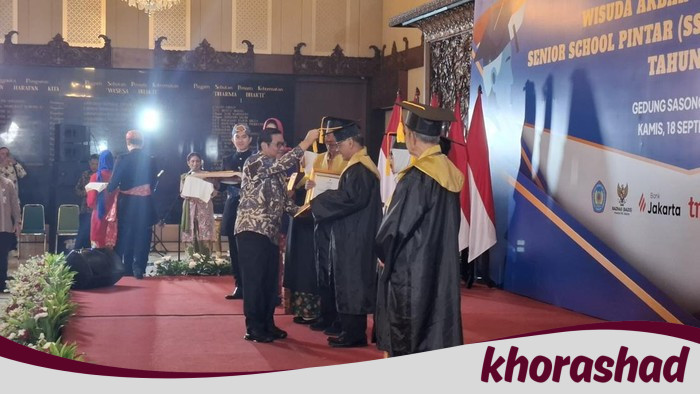 Wisuda 1.618 Lansia Jakarta, Pramono Terkejut Usia 87 Tahun!