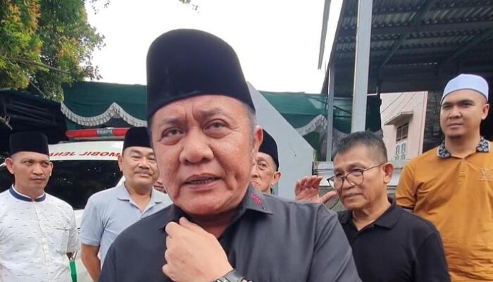Gubernur Sumsel Dalami Dugaan Kepsek Dipecat Usai Tegur Anak Walkot Prabumulih – Alternatif 1
