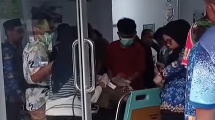 250 Siswa SD-SMA di Banggai Sulteng Diduga Keracunan Menu MBG: Bencana Makanan Gratis bagi Generasi Muda