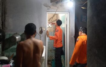 **Tembok Rumah di Bogor Ambruk Timpa Wanita Sedang Mandi, Korban Luka di Kepala**