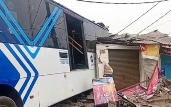 Tragis! 5 Fakta TransJ Tabrak Mobil-Rumah di Cakung, 6 Orang Luka, Apa yang Terjadi?