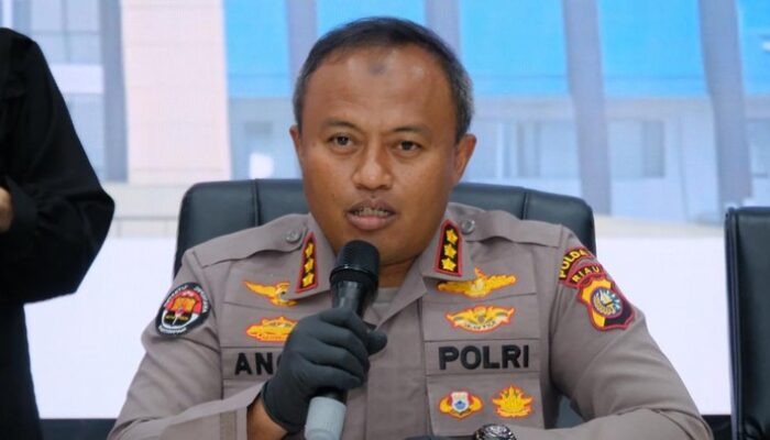 Polda Riau Tindak Tegas Oknum Pemilik 1 Kg Sabu, Pelaku Langsung Dipatsus – Alternatif 2
